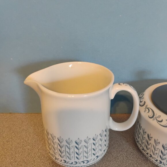 Barker Brothers England Melody Pattern Ironstone Sugar and Creamer Vintage - Picture 2 of 6